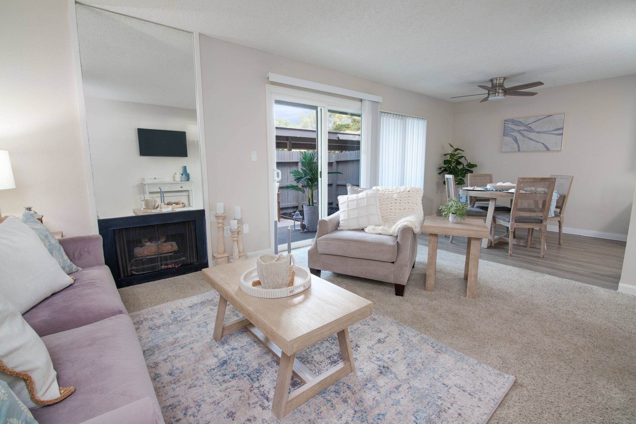 Willow Grove Apartments Sacramento