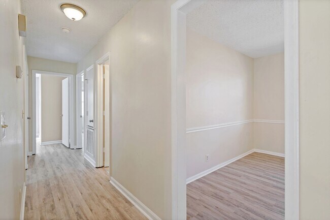 Foto del edificio - Single Family Ranch in Garner: Available Now