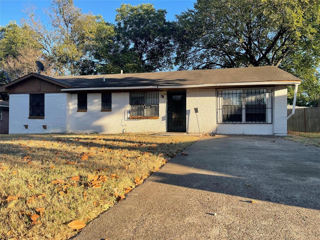 Primary Photo - 6433 La Grange Dr