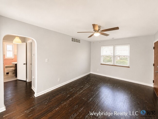 Building Photo - 3518 Hazelwood Ave