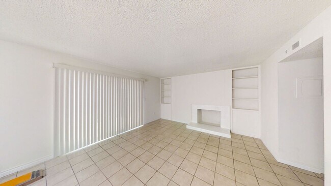 Foto del edificio - 14621 Del Amo Ave