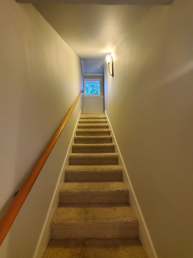 Foto del edificio - Modern Craftsman Living Between Ballard & ...