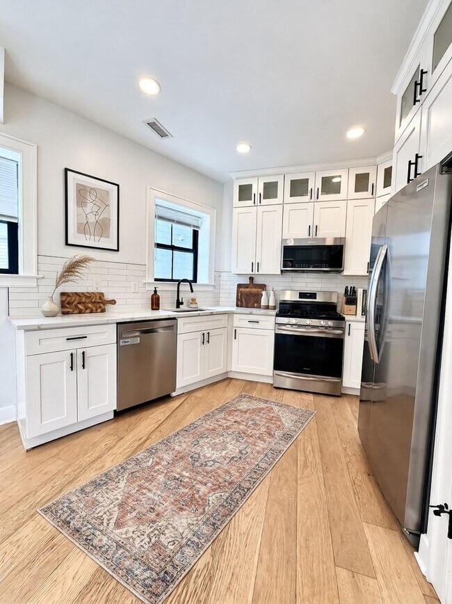 Building Photo - Rooftop Deck Living in Fishtown — Spacious 3-Bed, 2-Bath Home for Rent