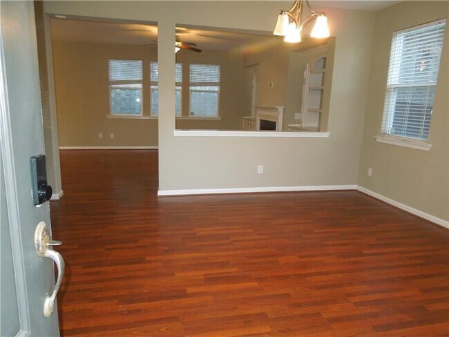 Foto del edificio - 1103 Lanier Springs Dr NE