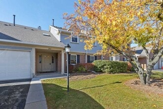 Building Photo - 204 Dublin Ln