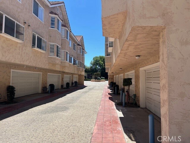 Foto del edificio - 847 Fairview Ave