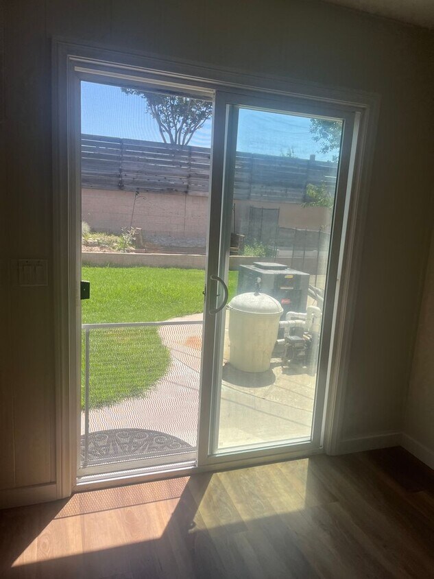 Primary Photo - Studio Unit for Rent in Camarillo