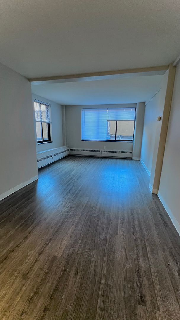 Interior Photo - Loring Park Flats