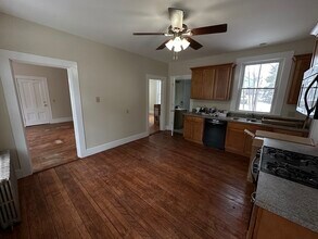 Building Photo - 1160 Boston Rd