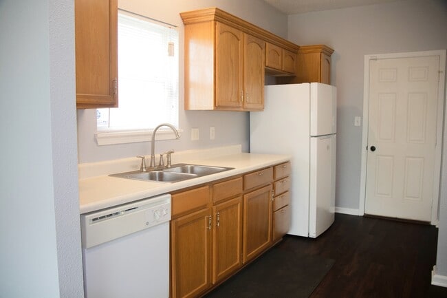 Building Photo - 4136 Orchard Valley Ln