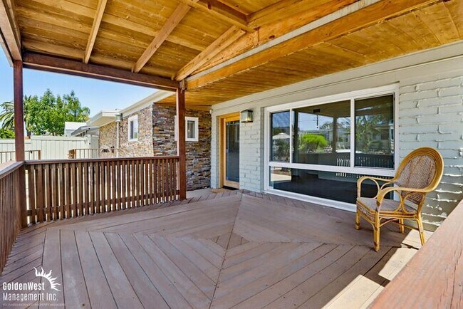 Foto del edificio - Enchanting 3Bdm 2Ba Home with Scenic Views in San Diego!