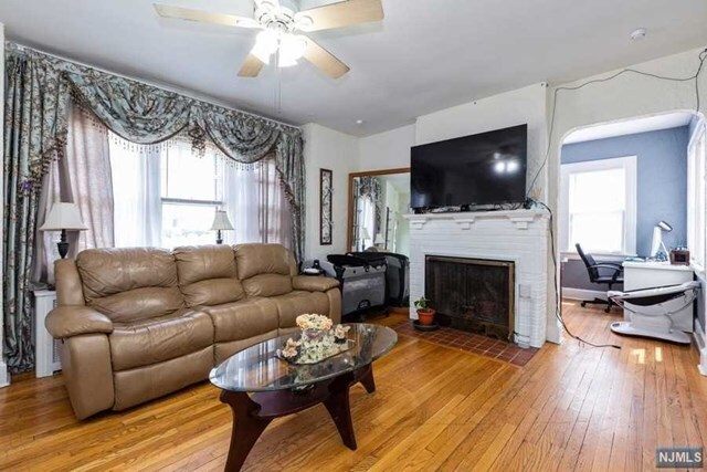 Foto del edificio - 126 W Hudson Ave