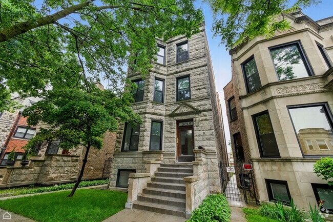 Building Photo - 2618 N Francisco Ave