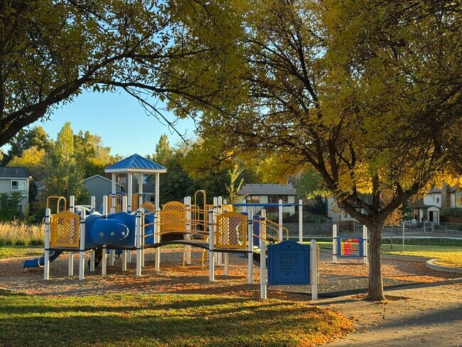 Foto del edificio - 4295 W 111th Cir