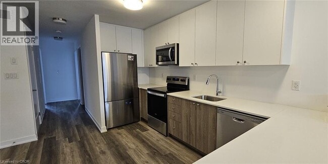 Photo du bâtiment - 40 Palace St