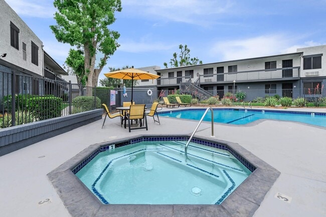 SOOTHING SPA AFTER A LONG DAY - Zen Diamond Apartments
