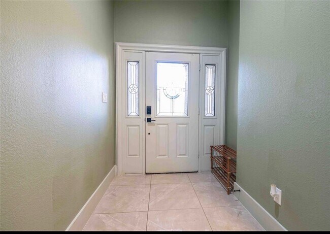 Building Photo - 9233 Kentshire Dr