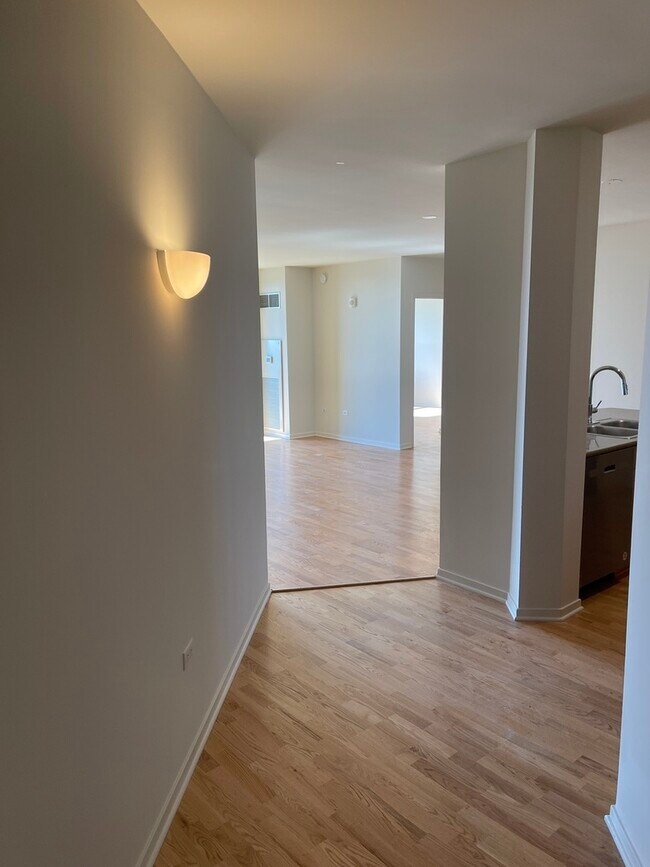 Foto del edificio - 807 Davis St