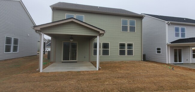 Building Photo - 688 Spartan Commodor Ln