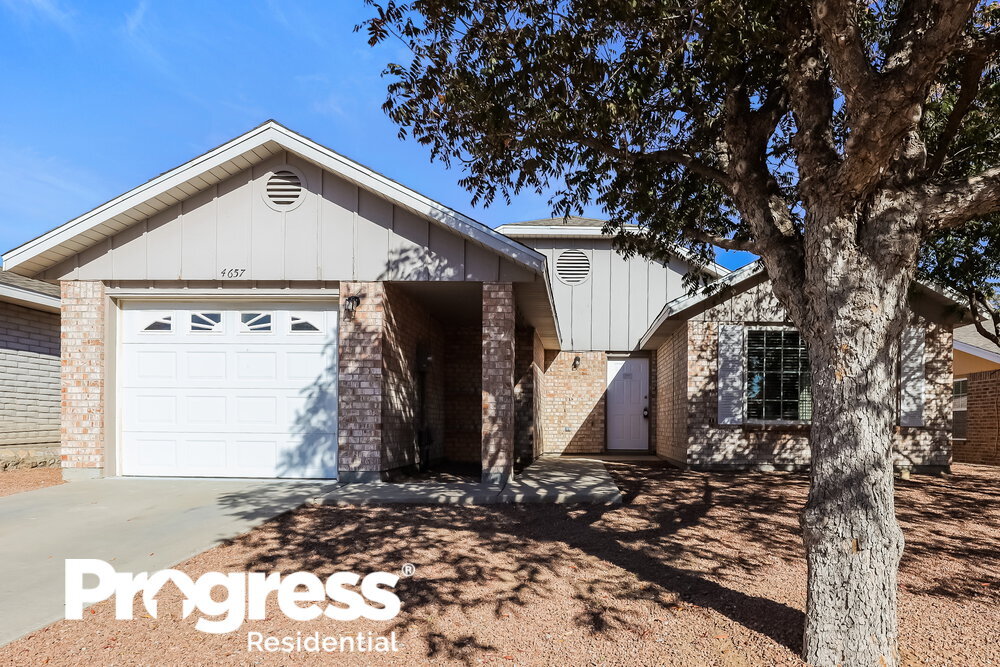 Foto principal - 4749 Loma Del Rey Cir