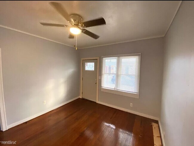 Foto del edificio - 2 br, 1 bath House - 2411 Elliott Avenue