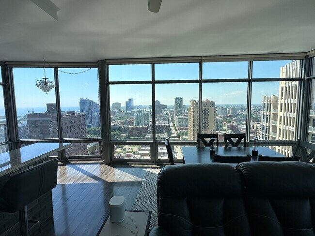 Foto del edificio - 100 E 14th St
