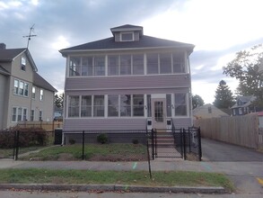 Building Photo - 46-48-48 Mooreland St