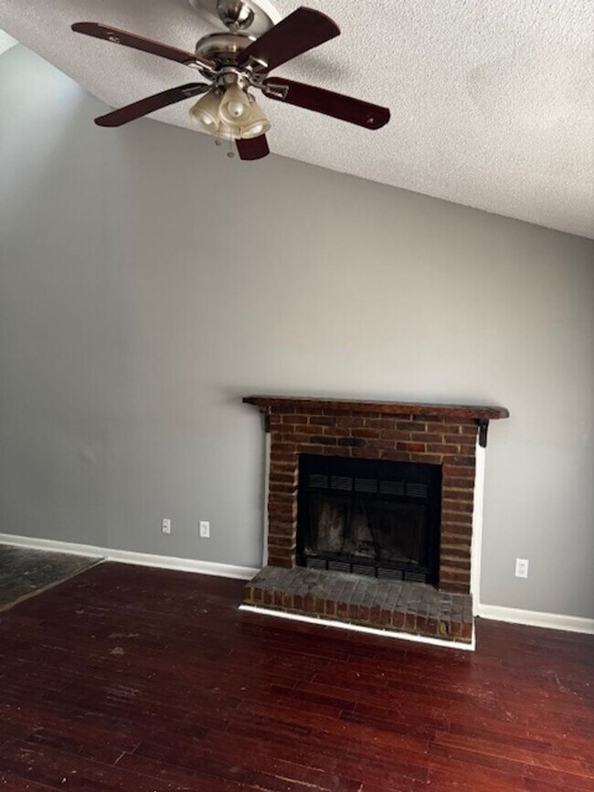 Foto del edificio - Nice 3 Bed 2 Bath in Spring Valley Area