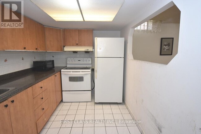 Building Photo - 3 Halder Crescent