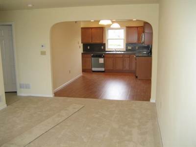 Building Photo - Townhouse For Rent $1995