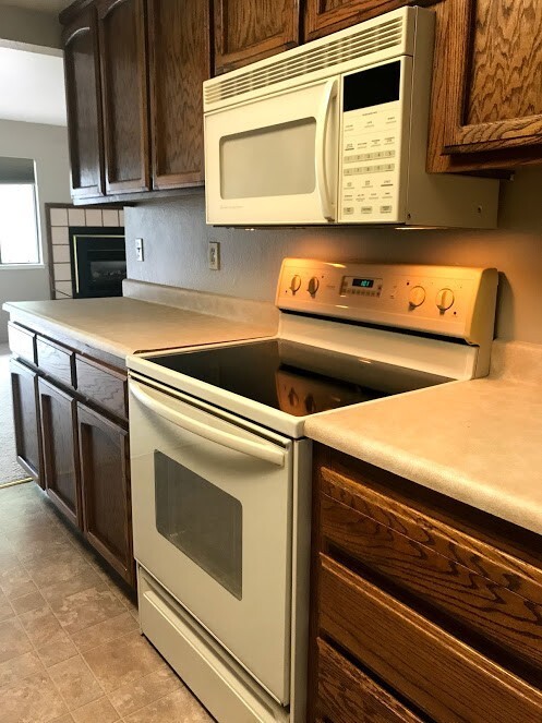Building Photo - Spacious Jackson Townhome