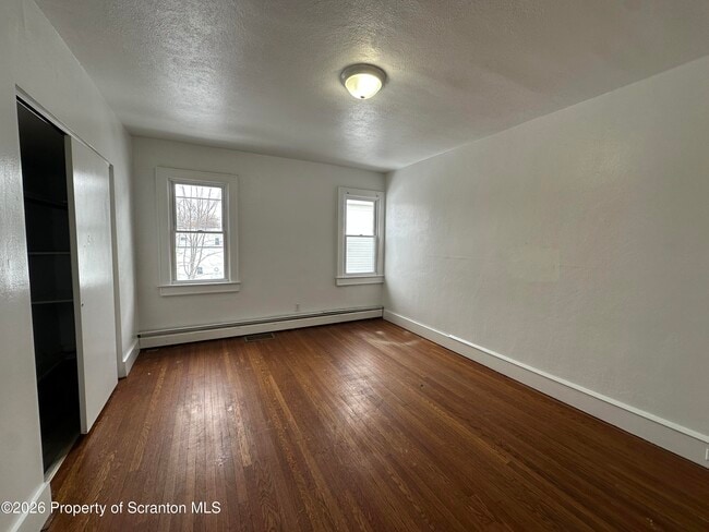 Foto del edificio - 214 Mayock St