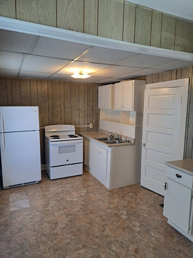 Foto del edificio - 2 BR Apartment near Franke Park