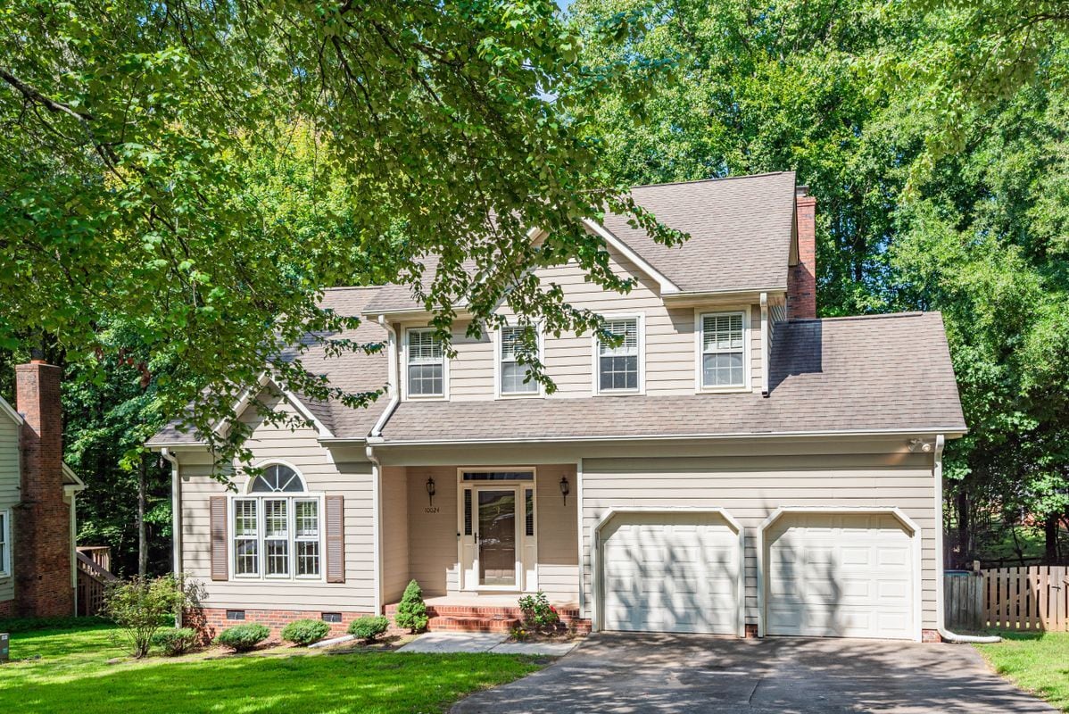 Primary Photo - 10024 Avon Farm Ln