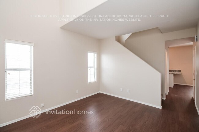 Building Photo - 1007 W Libra Dr