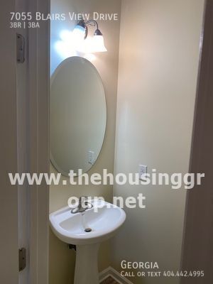 Foto del edificio - 7055 Blairs View Dr