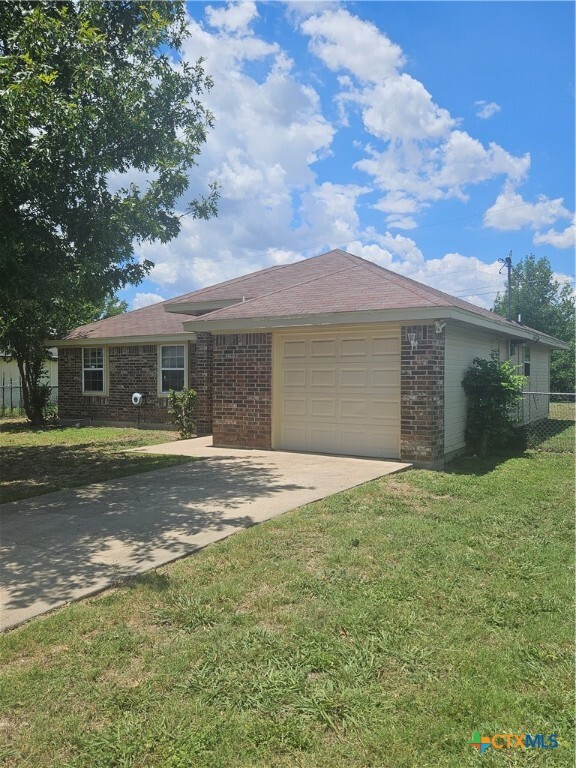 Building Photo - 2607 Cross Timber Dr