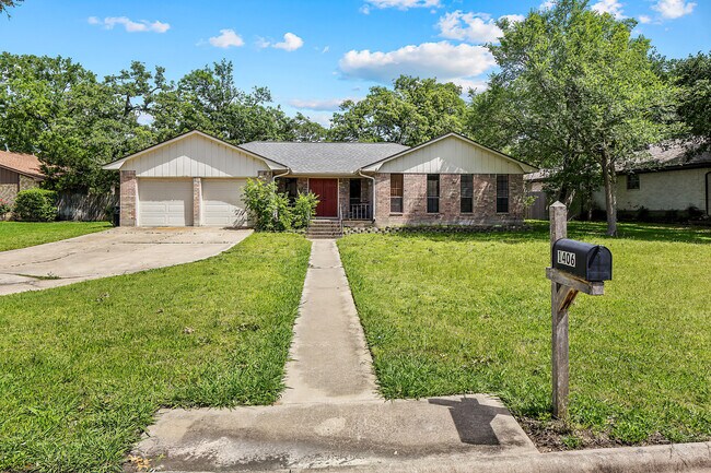 Foto del edificio - 1406 Angelina Cir