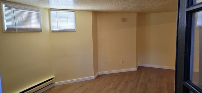 Building Photo - 1057 S 900 E