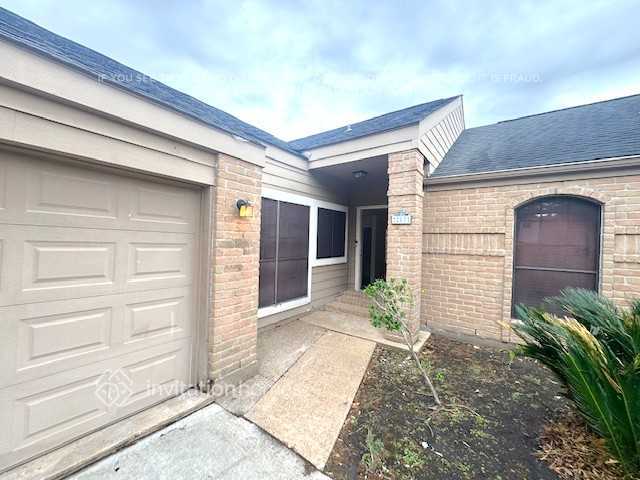 Building Photo - 207 Queens Ct