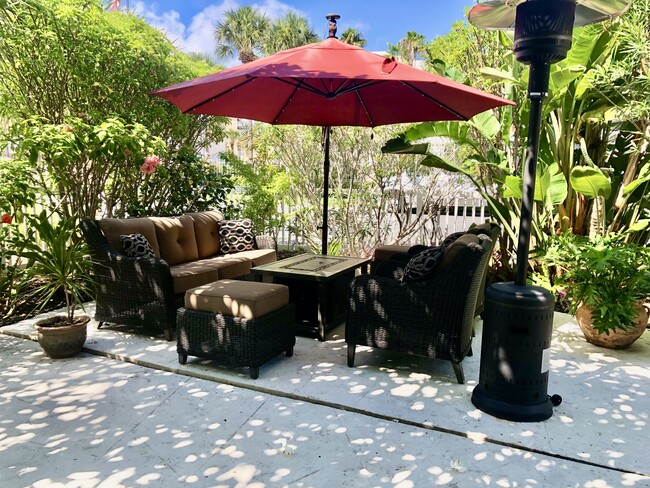 Foto del edificio - 6601 Sunset Way