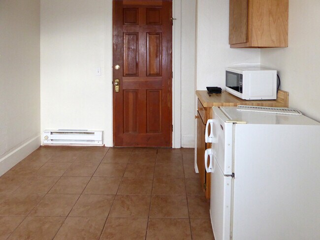 Building Photo - 6690 Fields Landing Dr