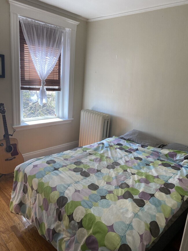 Foto del edificio - 120 Brainerd Rd