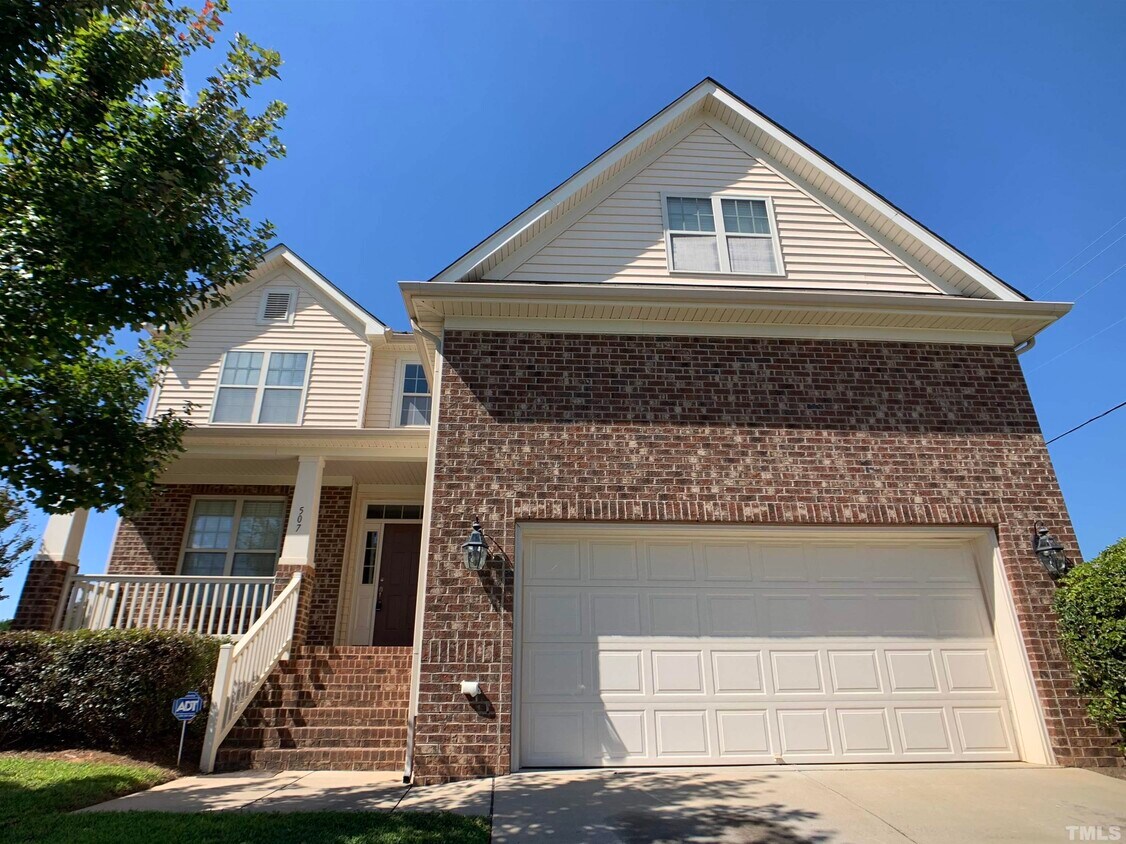 507 Oak Alley Trail, Clayton, NC 27527 House for Rent in Clayton, NC