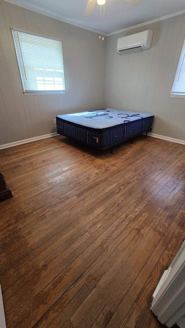 Building Photo - 3 Bedroom 2 Bathroom home for rent