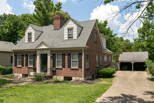 Building Photo - 123 Barberry Ln