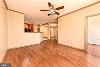 Building Photo - 815 Branch Dr