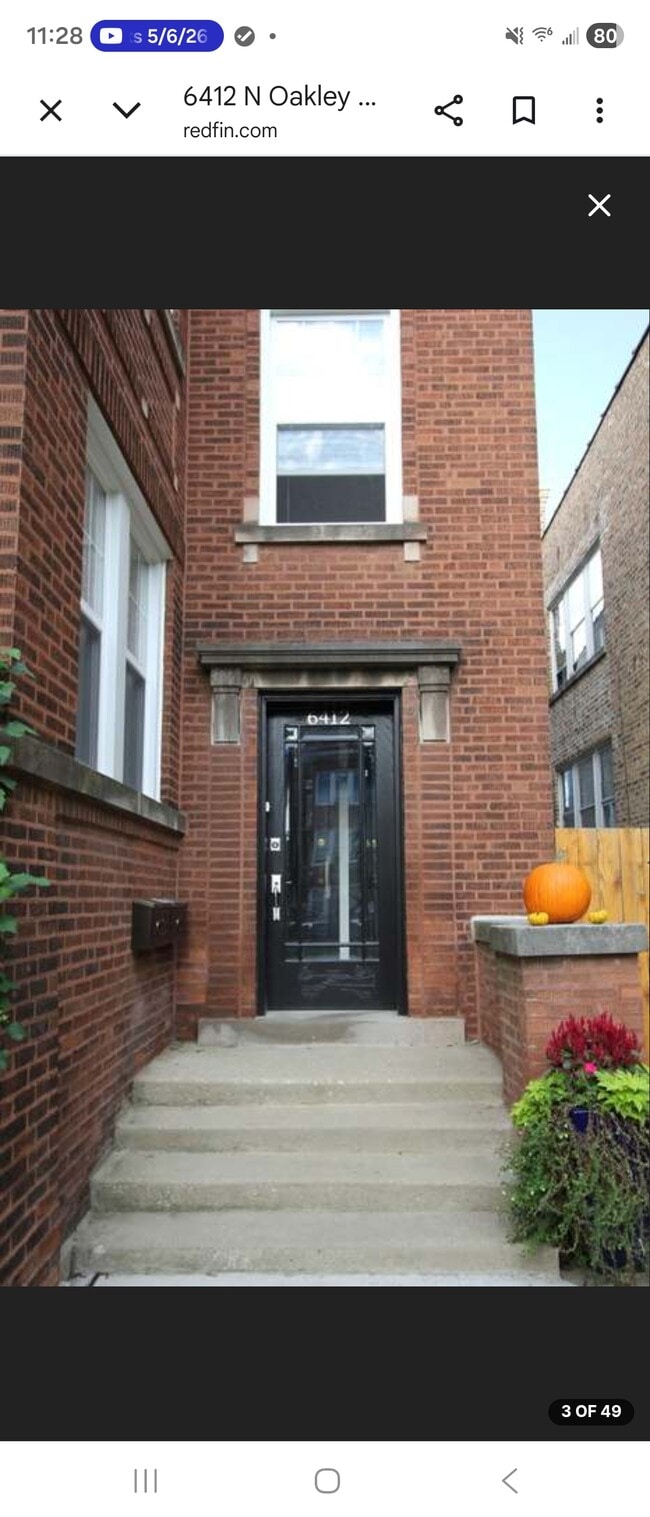 Building Photo - 6412 N Oakley Ave