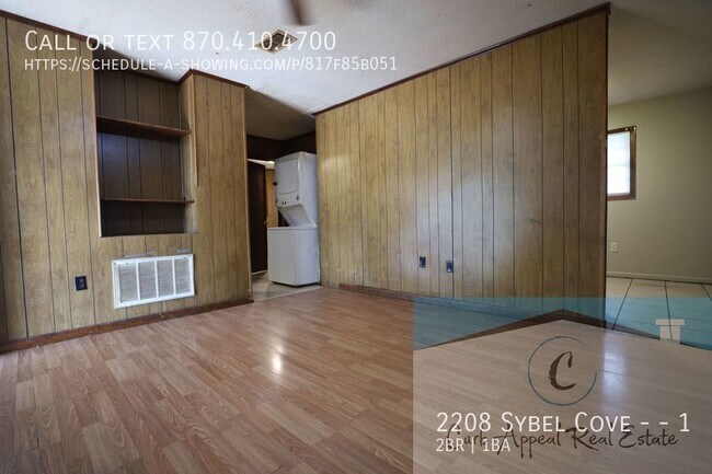 Building Photo - 2 bed, 1 bath apartment - HUD accepted!!