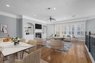 Building Photo - 6124 Tyne St